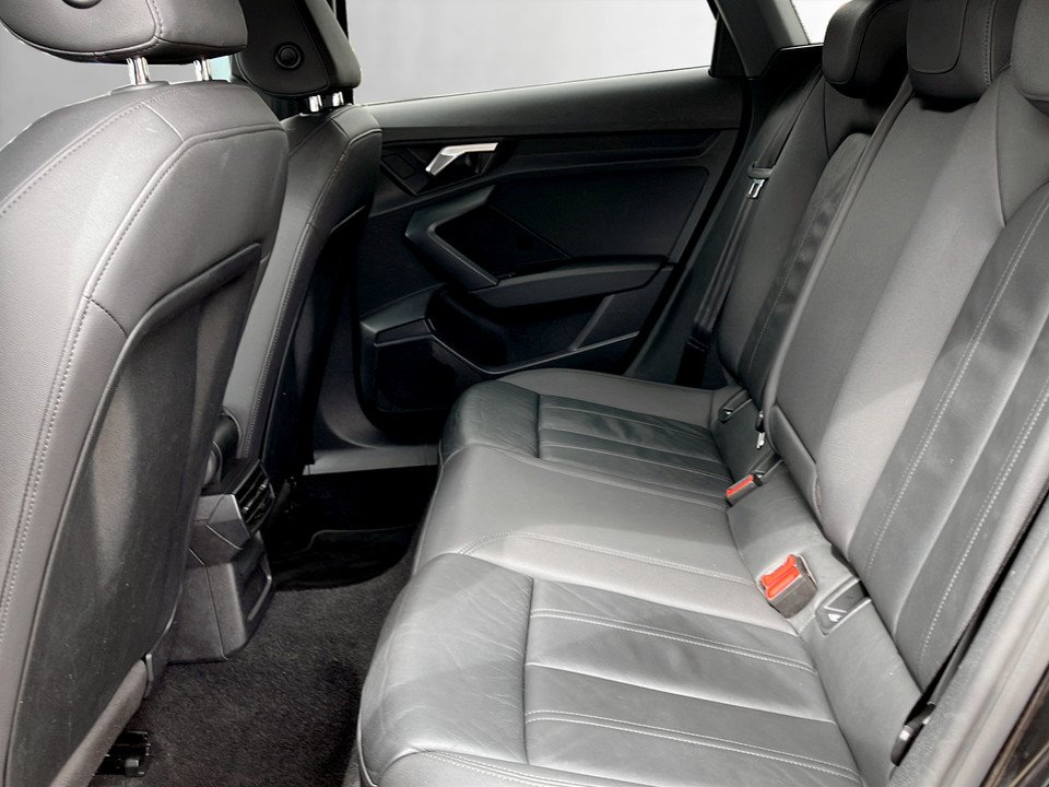 Audi A3 Sportback 30 TFSI Aut. | Bild 10 von 24