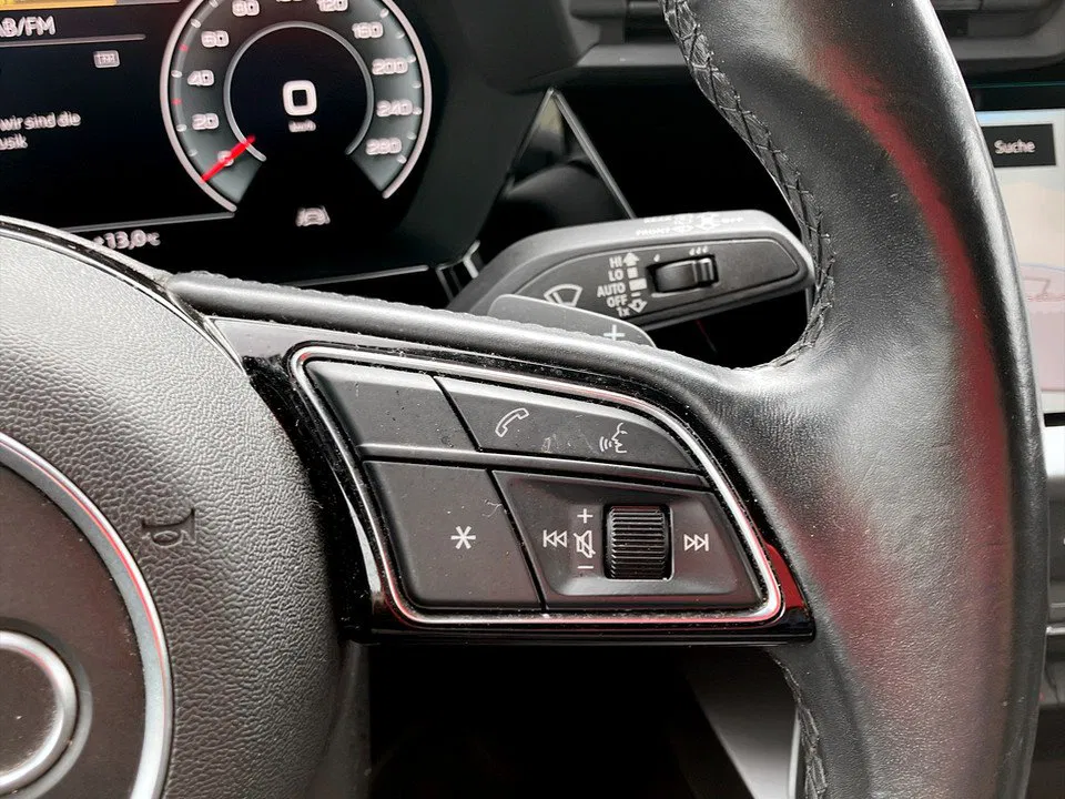 Audi A3 Sportback 30 TFSI Aut. | Bild 17 von 24