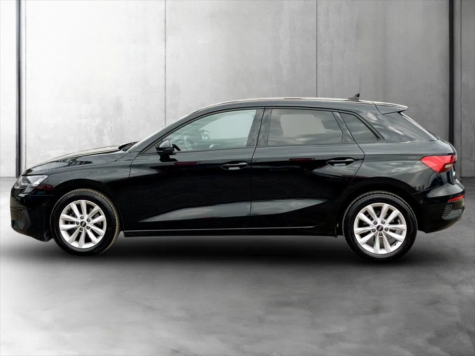 Audi A3 Sportback 30 TFSI Aut. | Bild 3 von 24