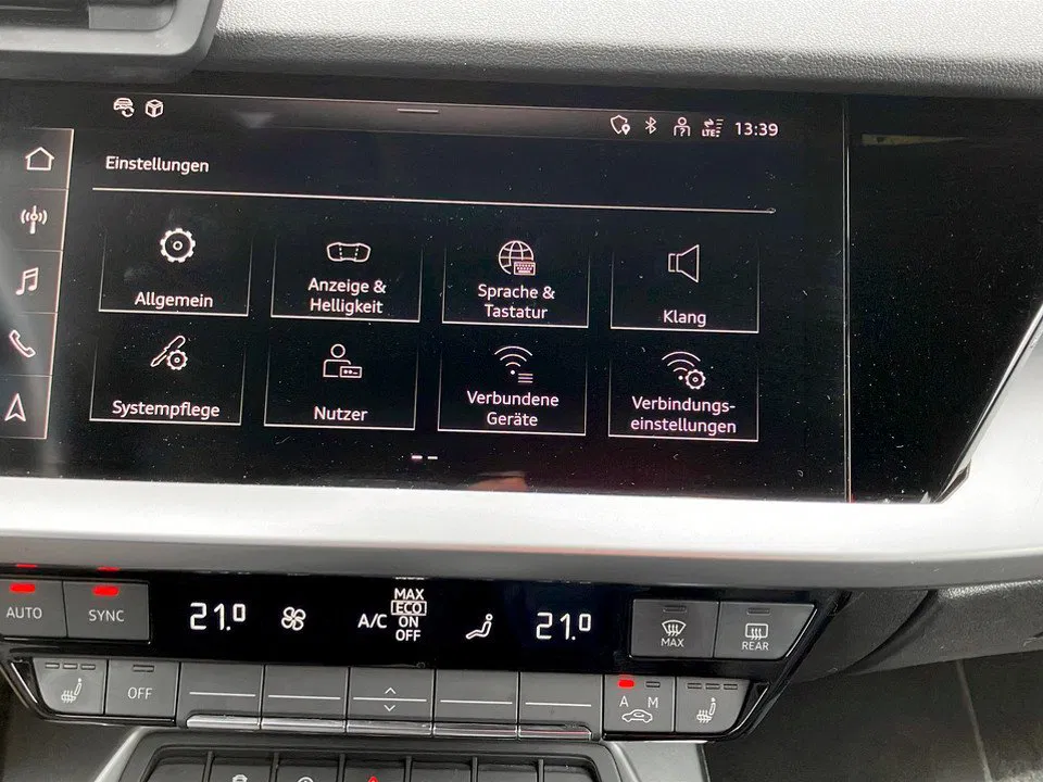 Audi A3 Sportback 30 TFSI Aut. | Bild 23 von 24