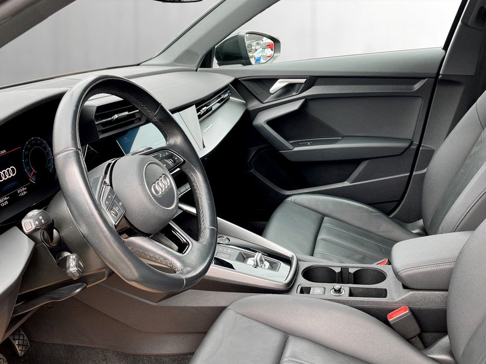 Audi A3 Sportback 30 TFSI Aut. | Bild 8 von 24
