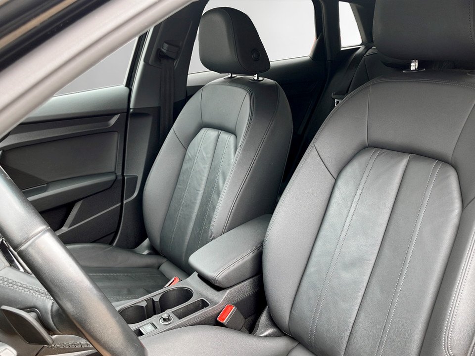 Audi A3 Sportback 30 TFSI Aut. | Bild 9 von 24