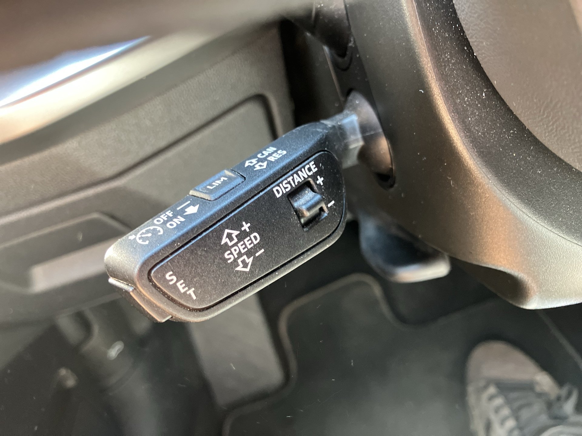 Audi A3 Sportback 40 2.0 TDI quattro S-Line | Bild 15 von 27