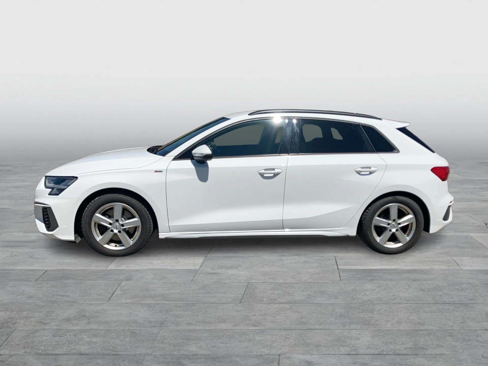 Audi A3 Sportback 40 2.0 TDI quattro S-Line | Bild 3 von 27