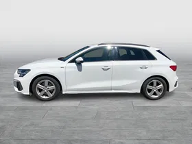 Audi A3 Sportback 40 2.0 TDI quattro S-Line | Thumbnail 3 von 27