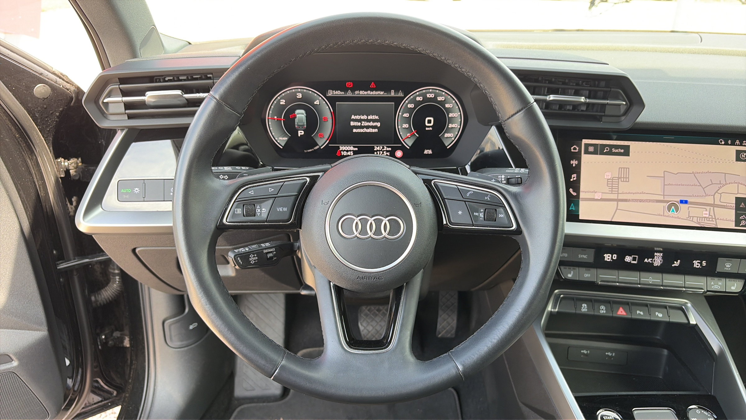 Audi A3 Sportback 30 2.0 TDI S-Line | Bild 10 von 21