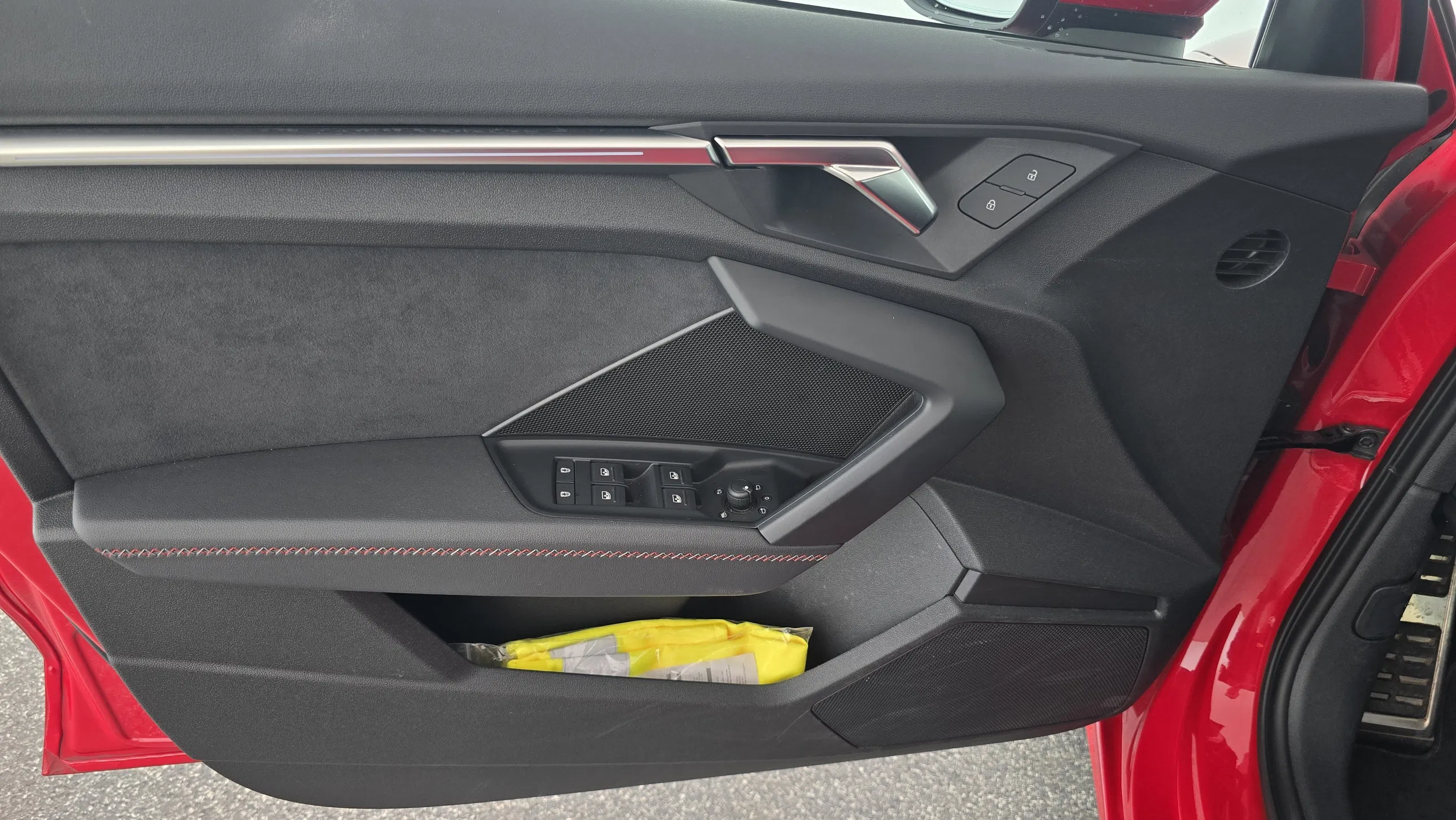 Audi A3 Sportback 35 1.5 TFSI (M-H) advanced | Bild 11 von 26