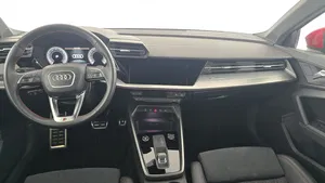 Audi A3 Sportback 35 1.5 TFSI (M-H) advanced | Thumbnail 14 von 26