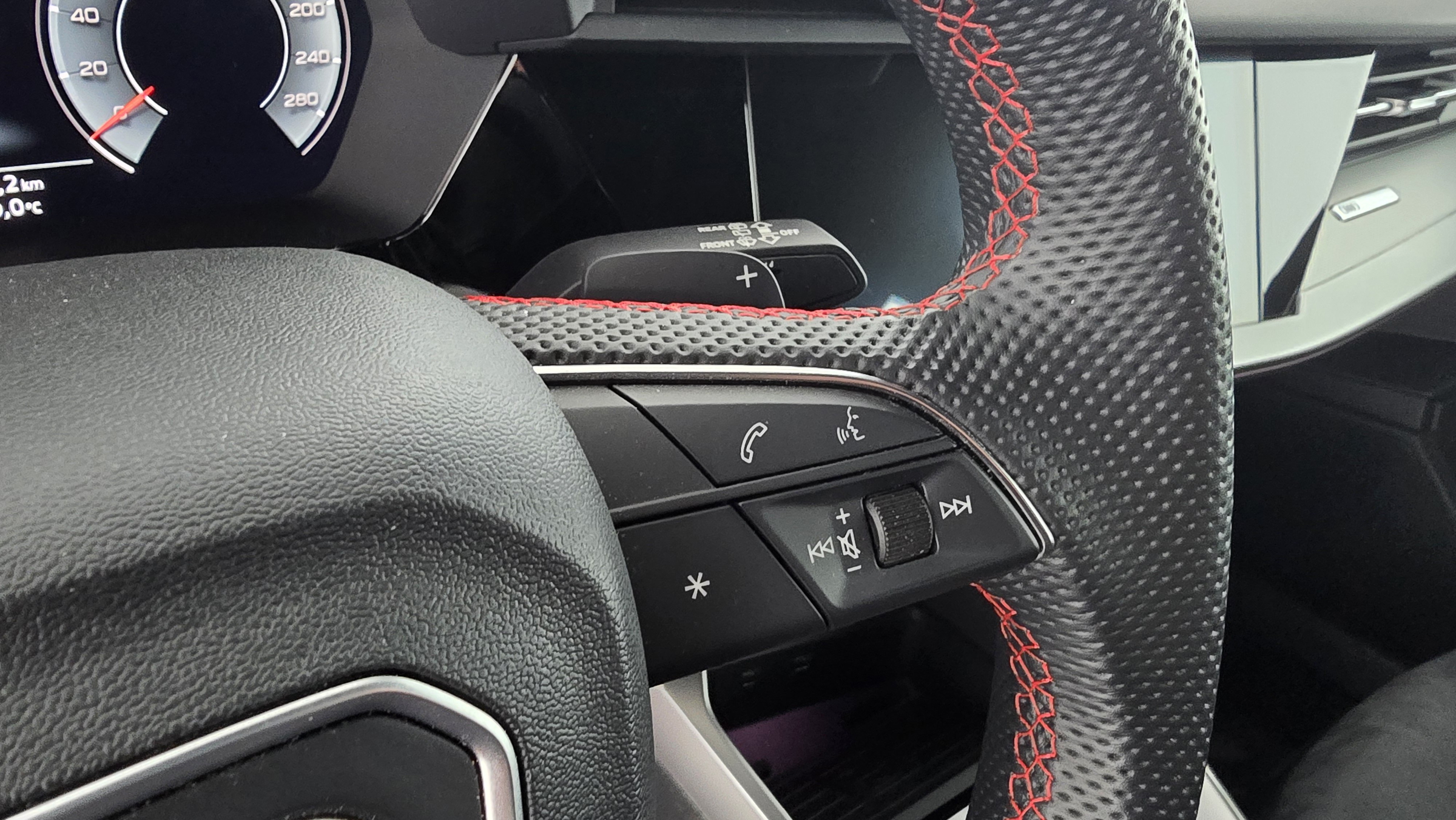 Audi A3 Sportback 35 1.5 TFSI (M-H) advanced | Bild 17 von 26