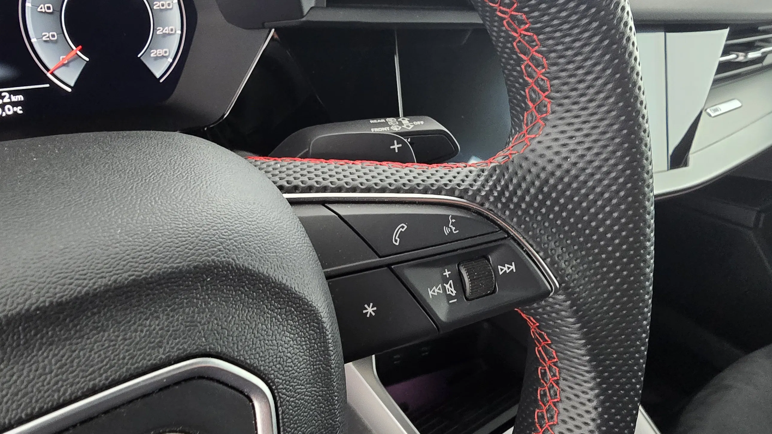 Audi A3 Sportback 35 1.5 TFSI (M-H) advanced | Bild 17 von 26