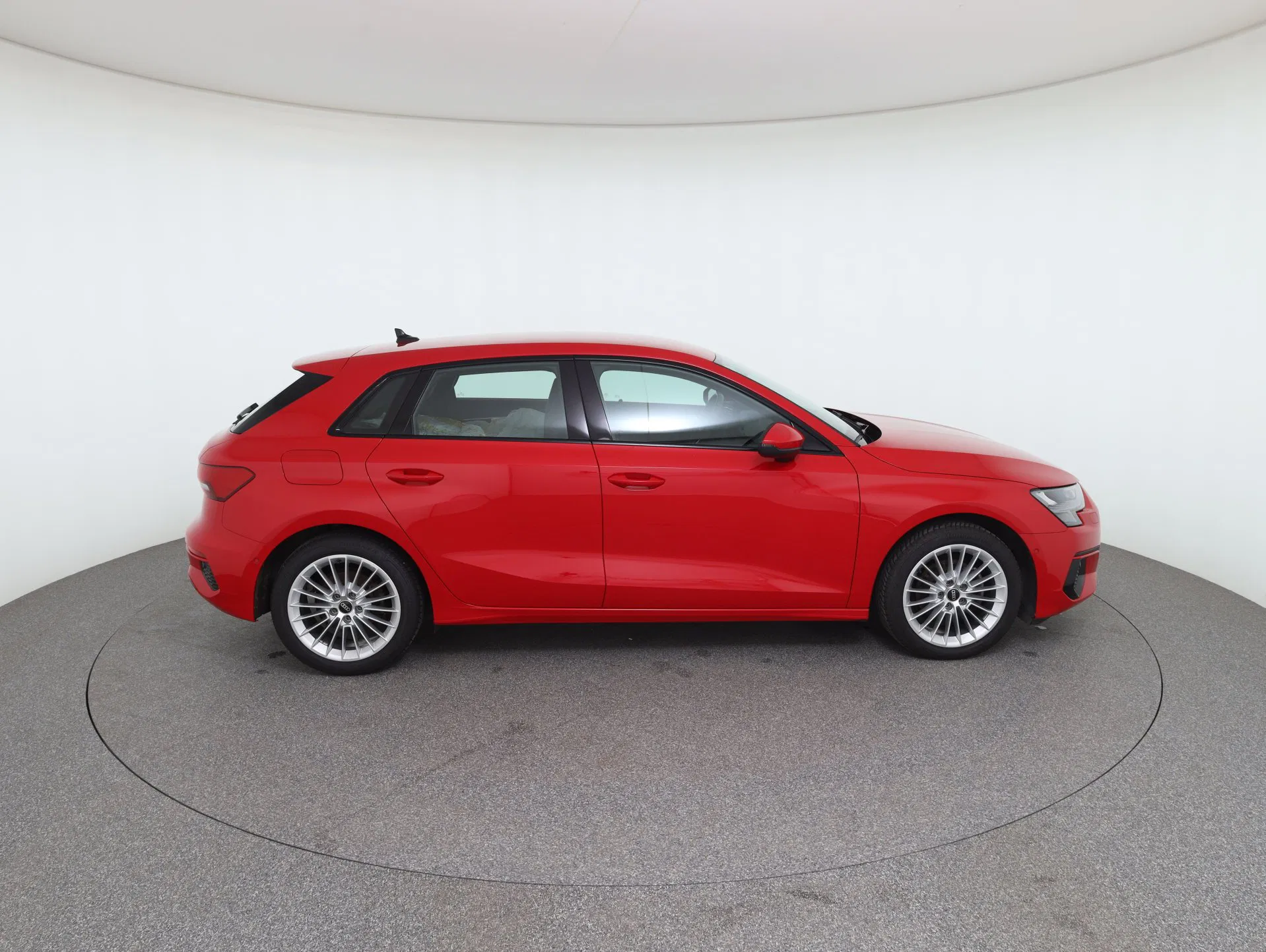 Audi A3 Sportback 35 1.5 TFSI (M-H) advanced | Bild 5 von 26