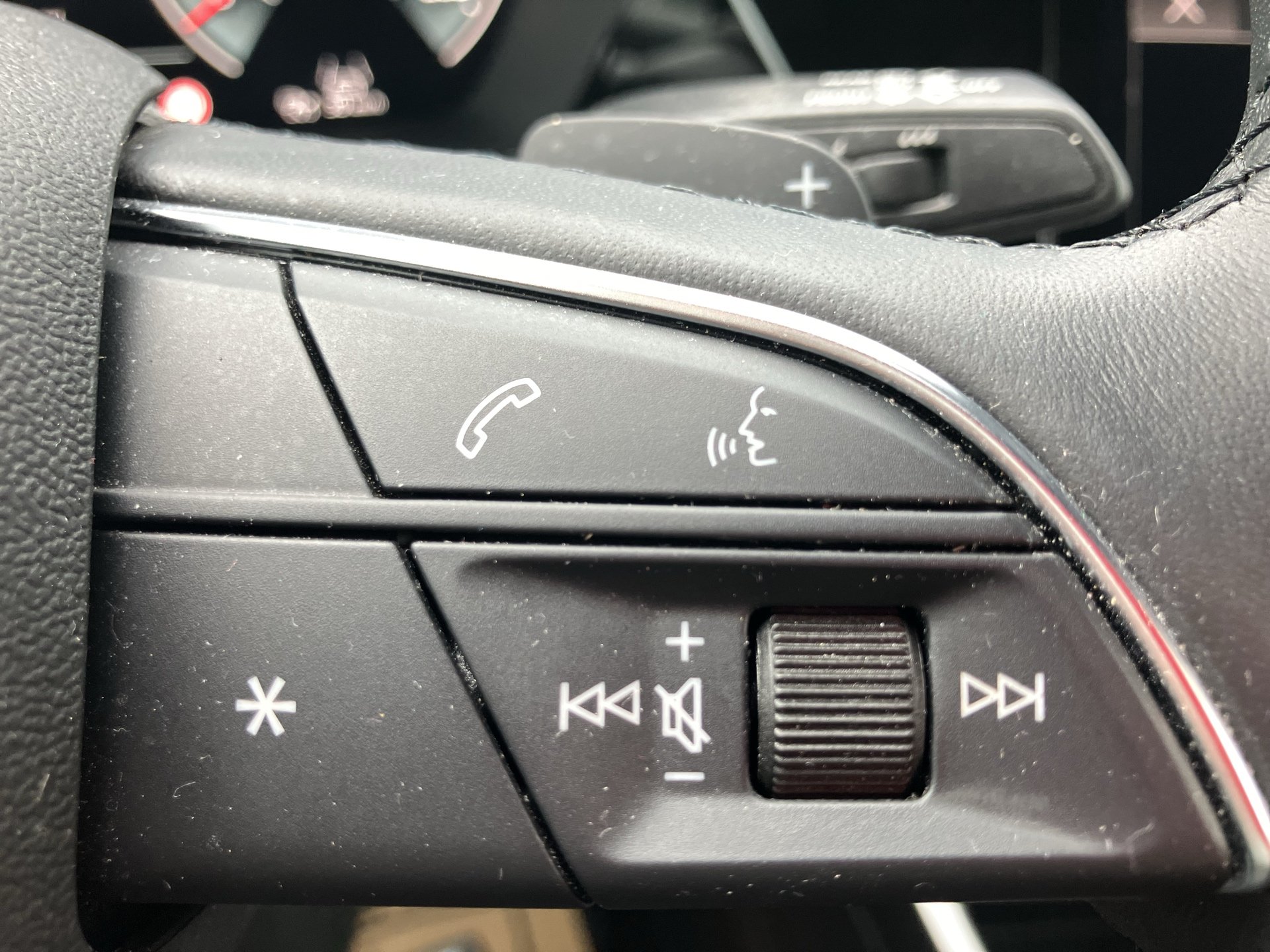 Audi A3 Sportback 30 2.0 TDI advanced | Bild 13 von 31