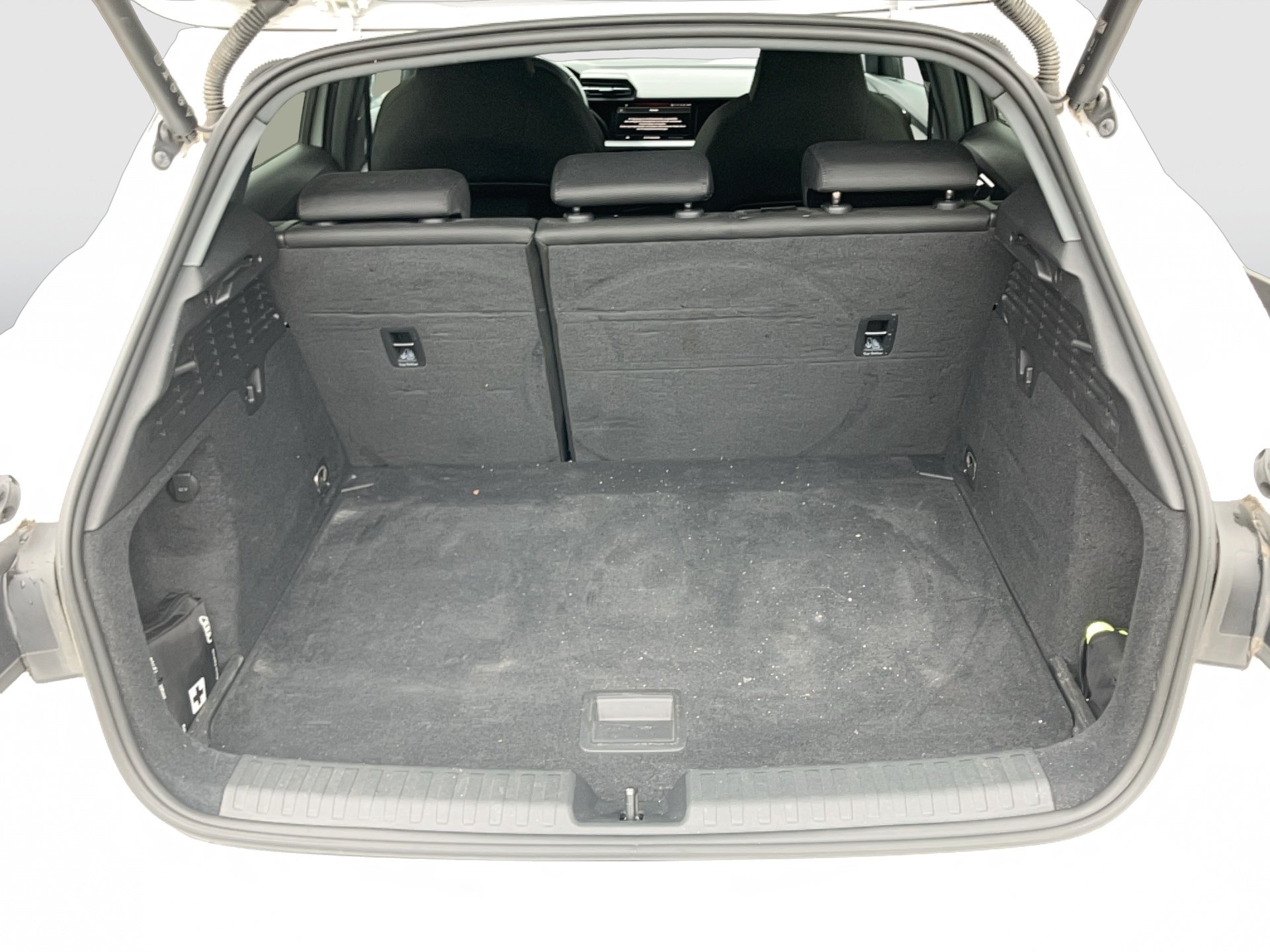 Audi A3 Sportback 30 2.0 TDI advanced | Bild 21 von 31