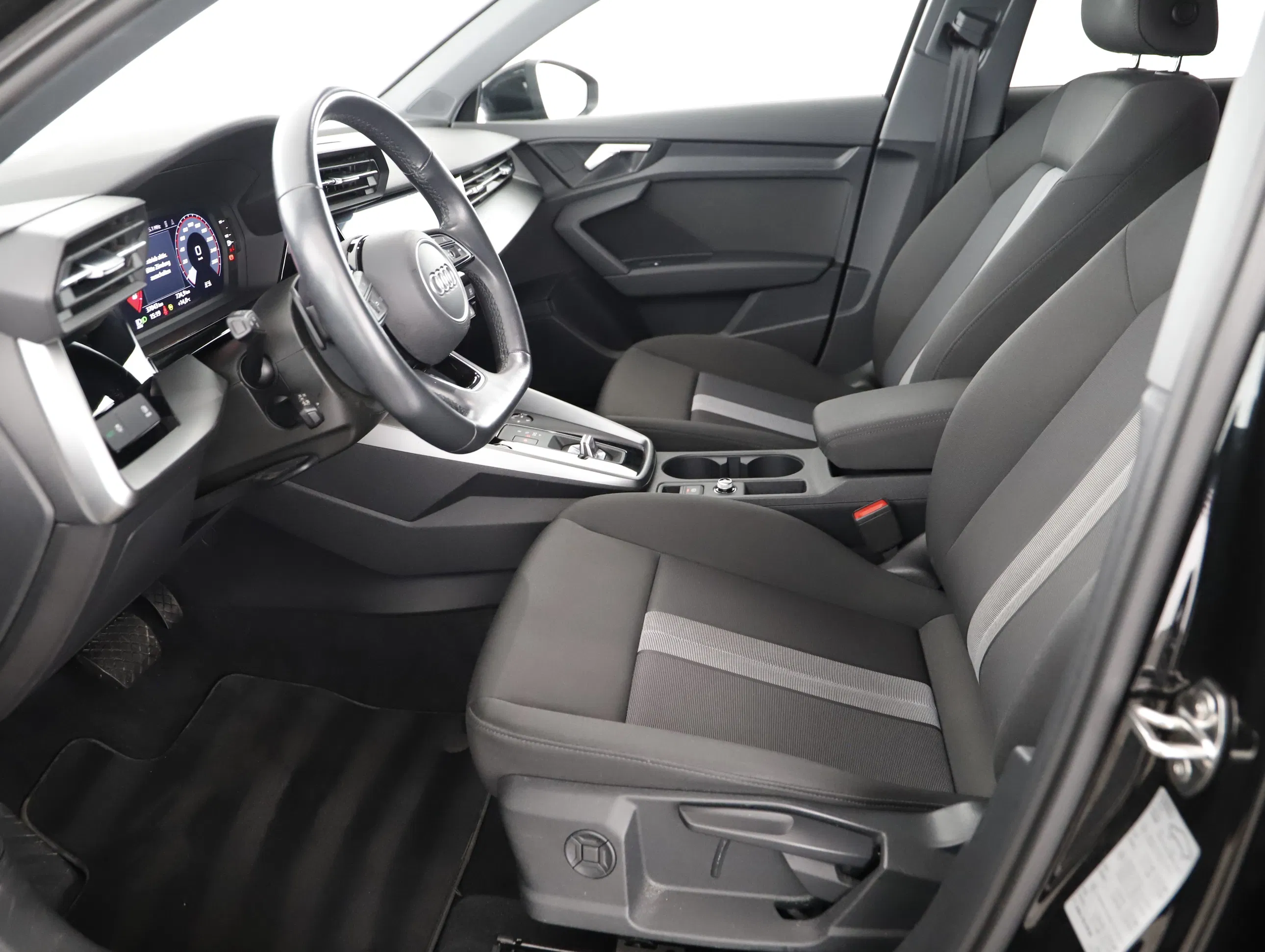 Audi A3 SB 35 TDI advanced Aut. | Bild 8 von 22