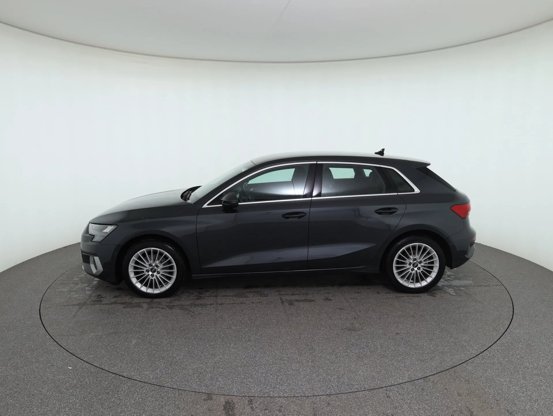 Audi A3 Sportback 35 TFSI advanced ext. | Bild 9 von 12