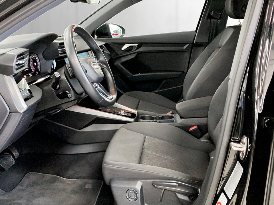 Audi A3 Sportback 30 2.0 TDI | Bild 7 von 25