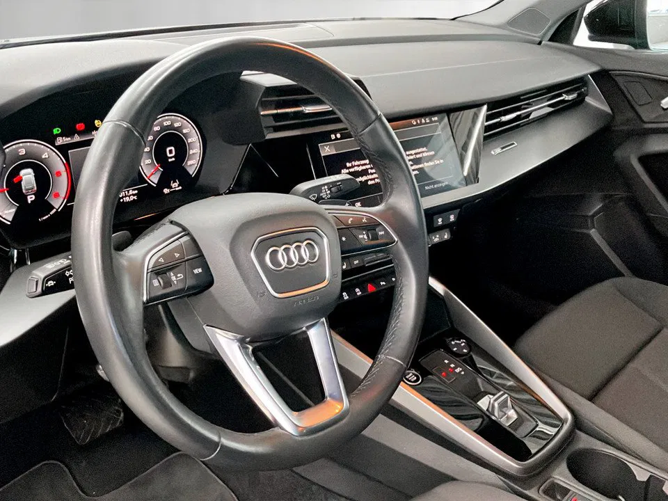 Audi A3 Sportback 30 2.0 TDI | Bild 8 von 25