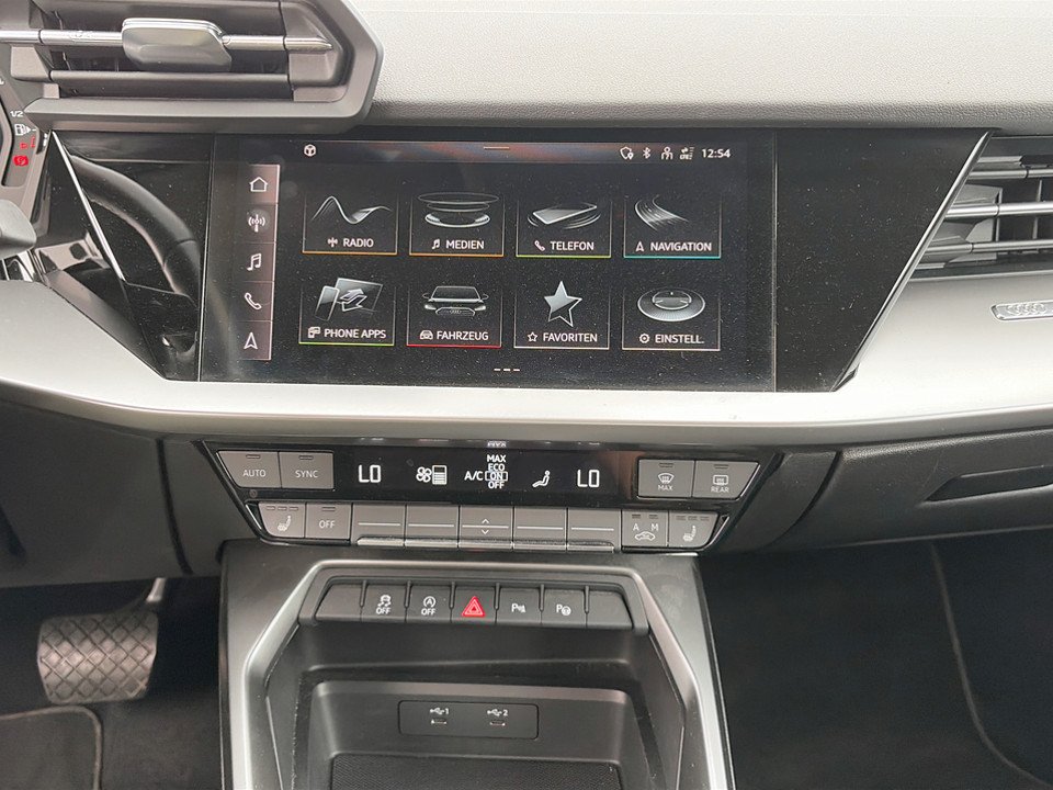 Audi A3 Sportback 30 2.0 TDI S-Line | Bild 14 von 21