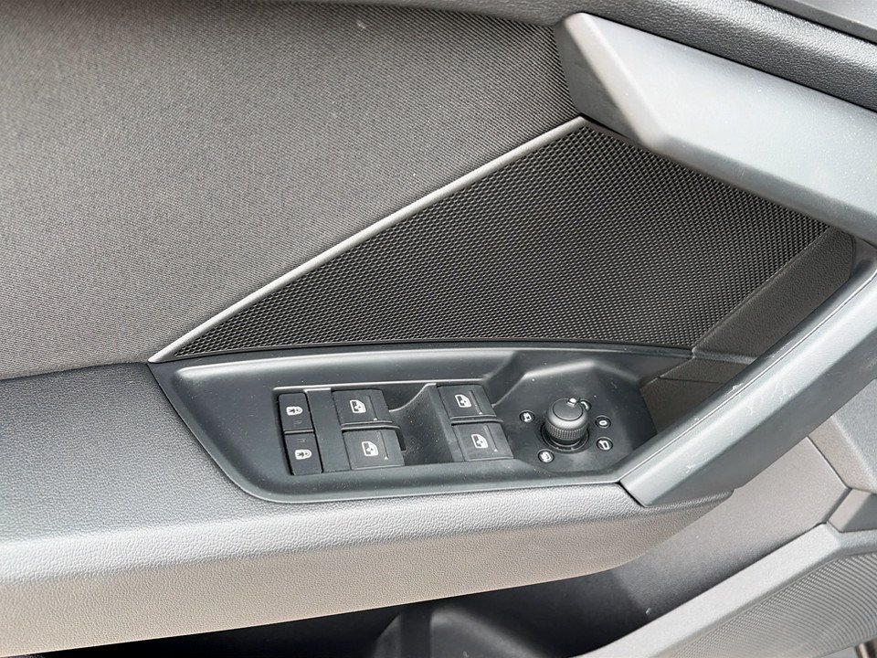 Audi A3 Sportback 30 2.0 TDI S-Line | Bild 7 von 21