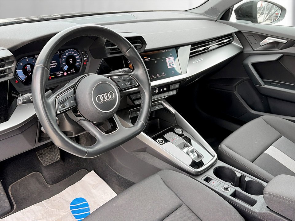 Audi A3 Sportback 30 2.0 TDI S-Line | Bild 8 von 21