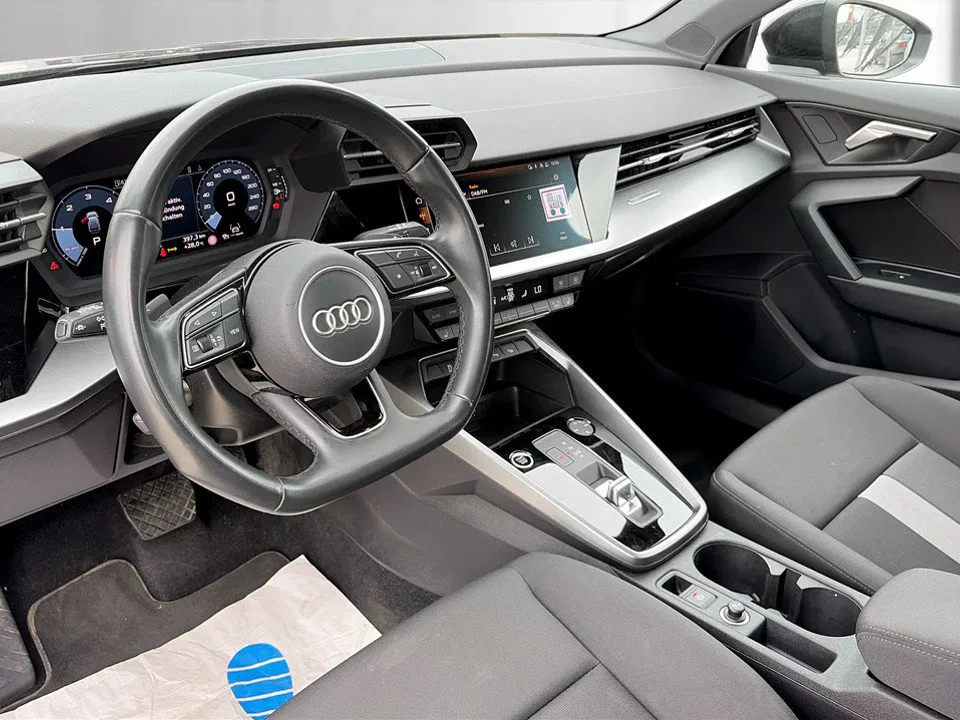 Audi A3 Sportback 30 2.0 TDI S-Line | Bild 8 von 21