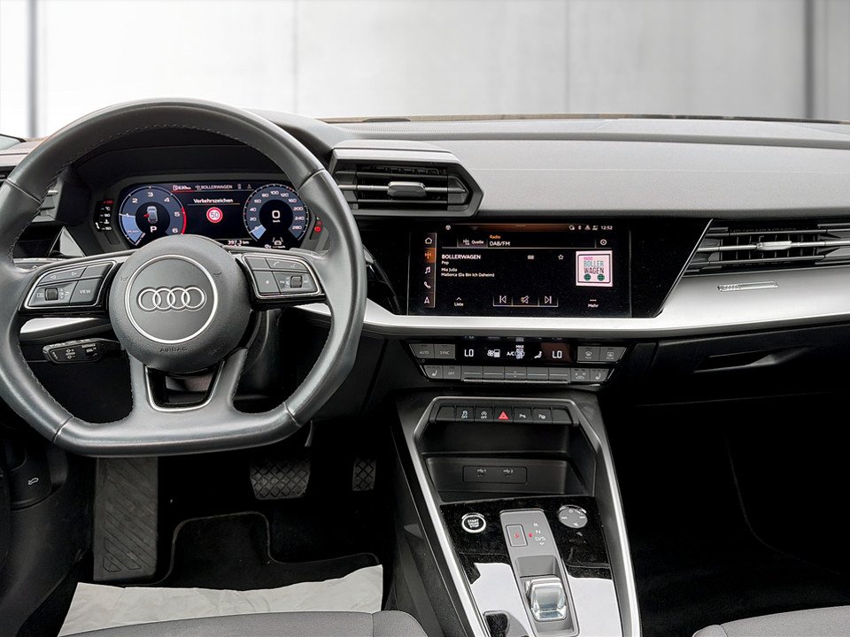 Audi A3 Sportback 30 2.0 TDI S-Line | Bild 11 von 21