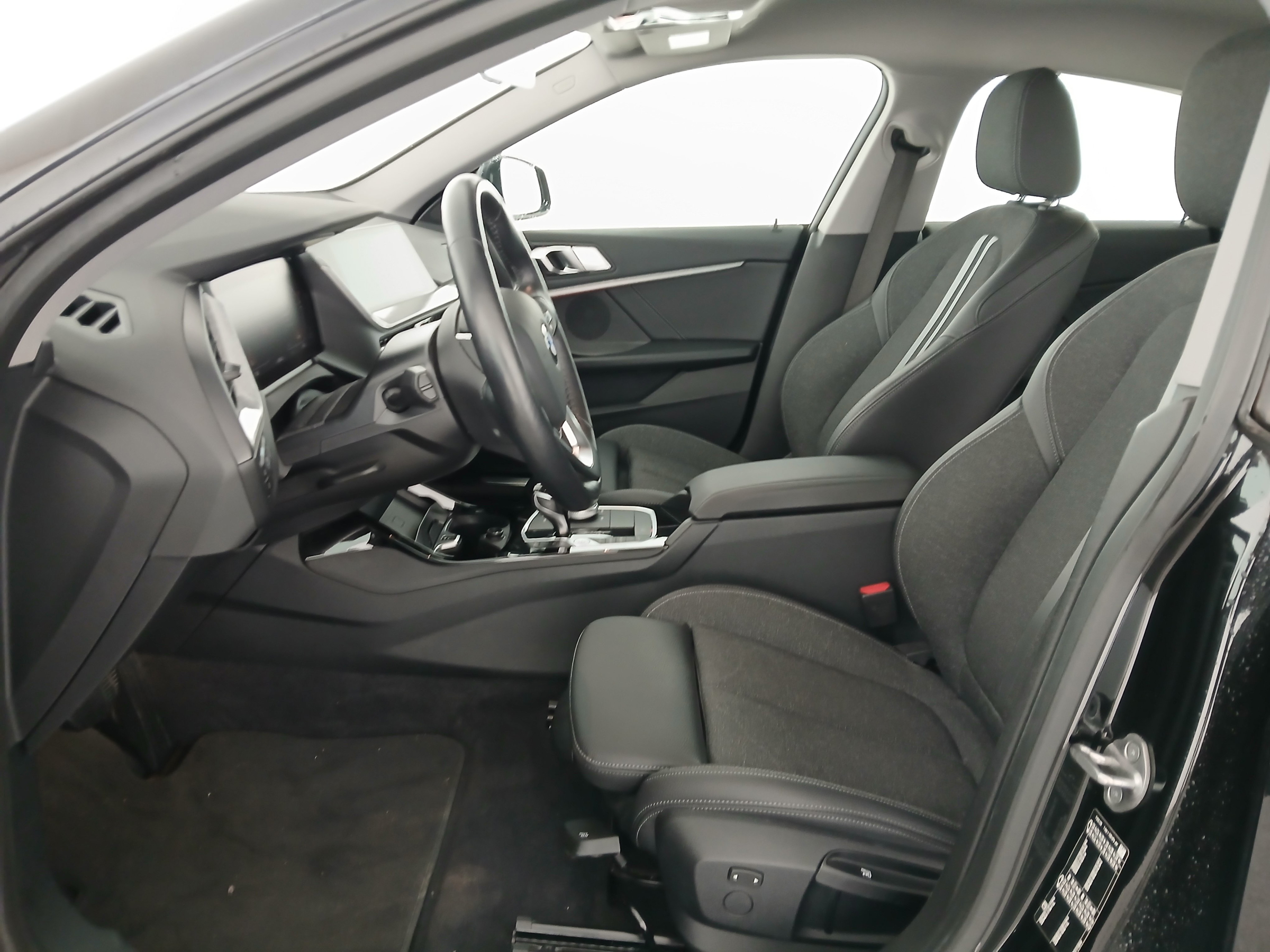 BMW 216d Gran Coupe Aut. | Bild 13 von 29