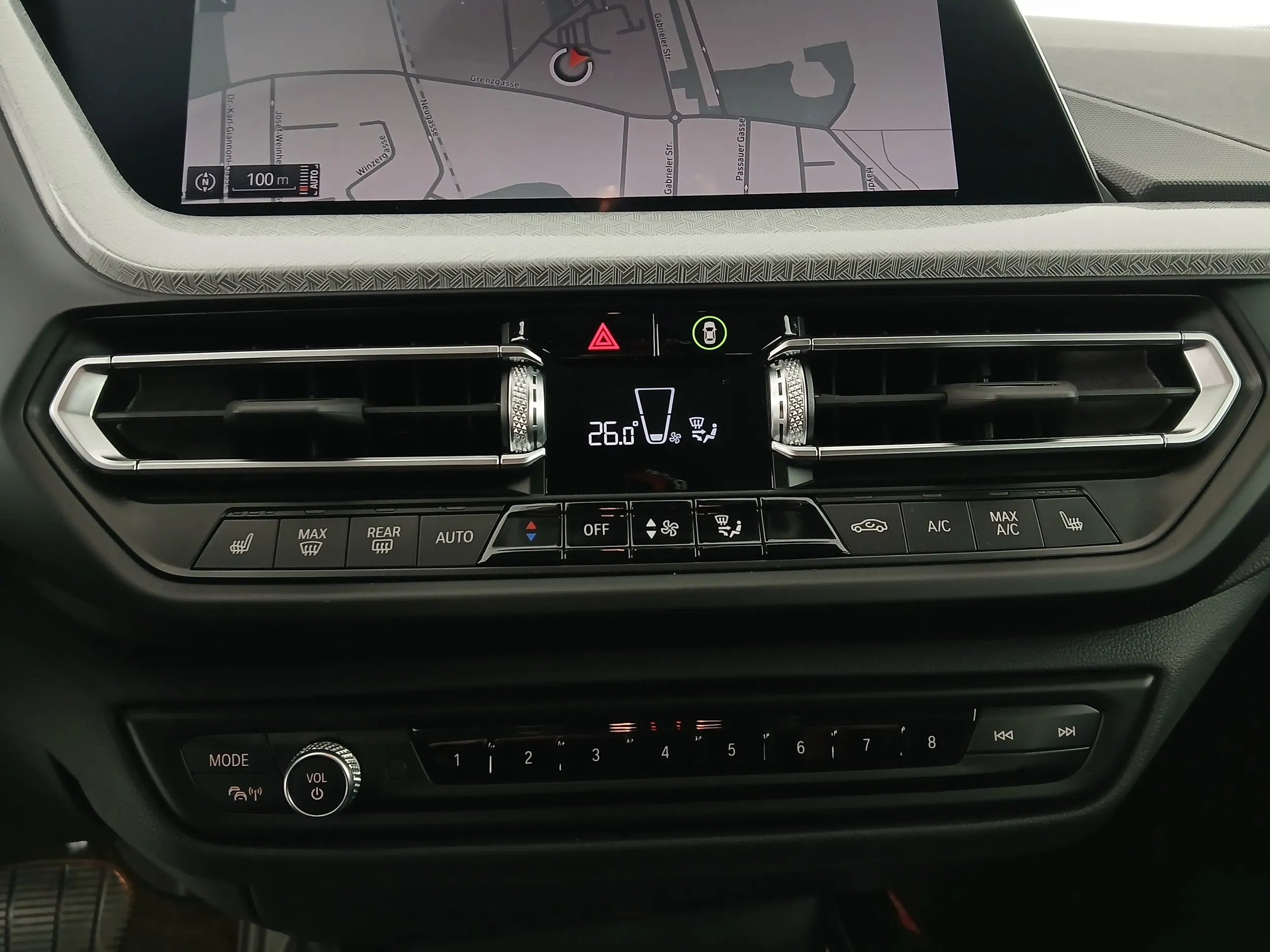 BMW 216d Gran Coupe Aut. | Bild 26 von 29