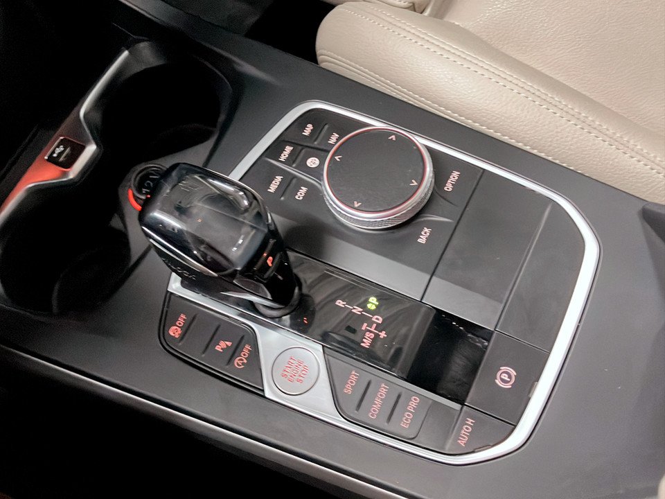 BMW 216d Gran Coupe Advantage | Bild 17 von 26
