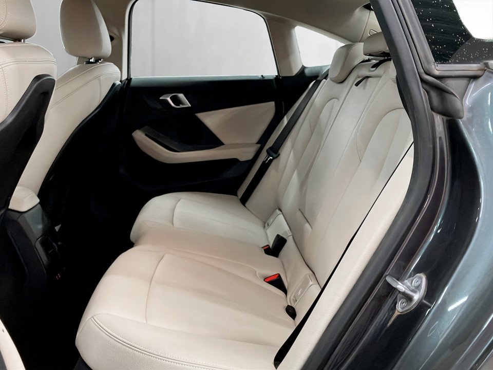 BMW 216d Gran Coupe Advantage | Bild 18 von 26
