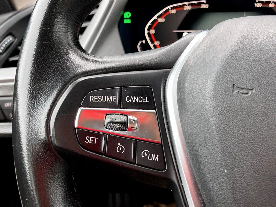 BMW 216d Gran Coupe Advantage | Bild 23 von 26