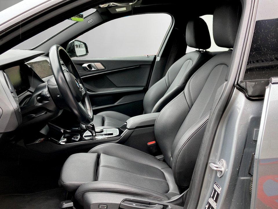 BMW 216d Gran Coupe M-Sport | Bild 11 von 27