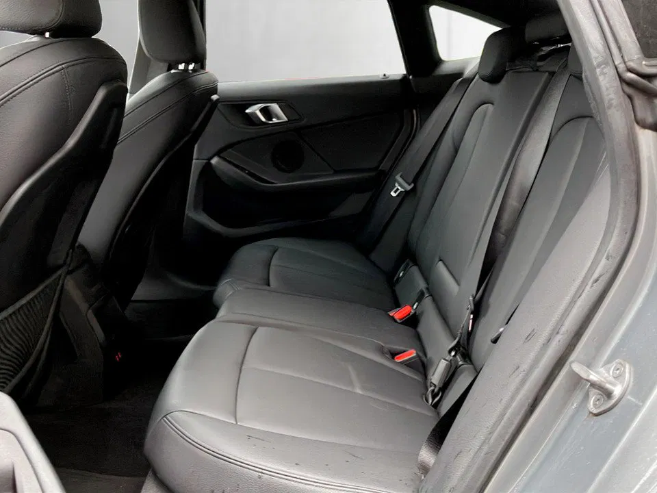 BMW 216d Gran Coupe M-Sport | Bild 17 von 27