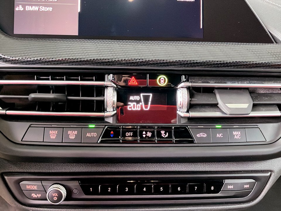 BMW 216d Gran Coupe M-Sport | Bild 18 von 27