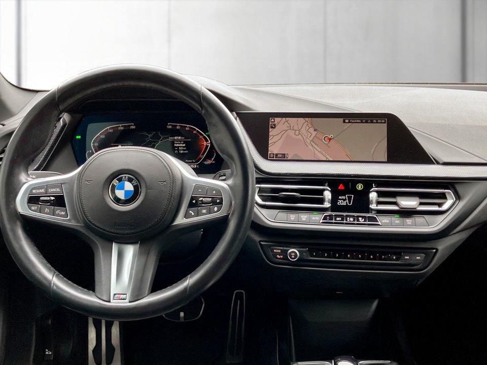 BMW 216d Gran Coupe M-Sport | Bild 8 von 27