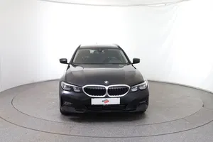 BMW 320d Touring 48 V Mild-Hybrid-Technologie Aut. | Thumbnail 2 von 28