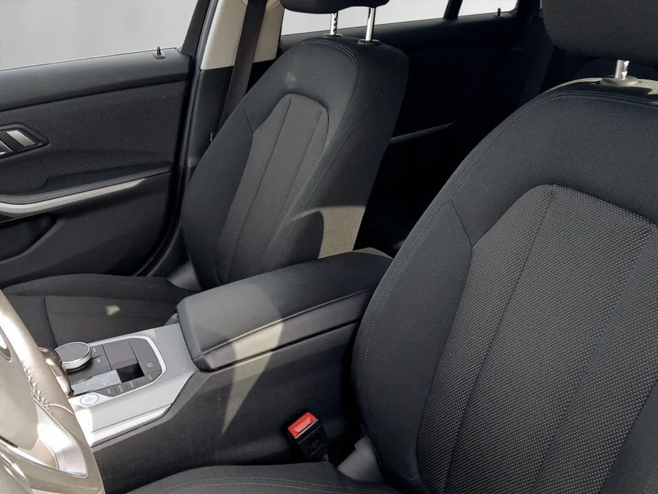 BMW 320d Touring Adv. Aut. | Bild 8 von 24