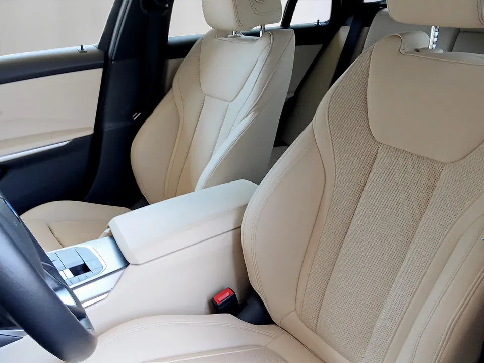 BMW 3 Touring 320 d | Bild 6 von 21