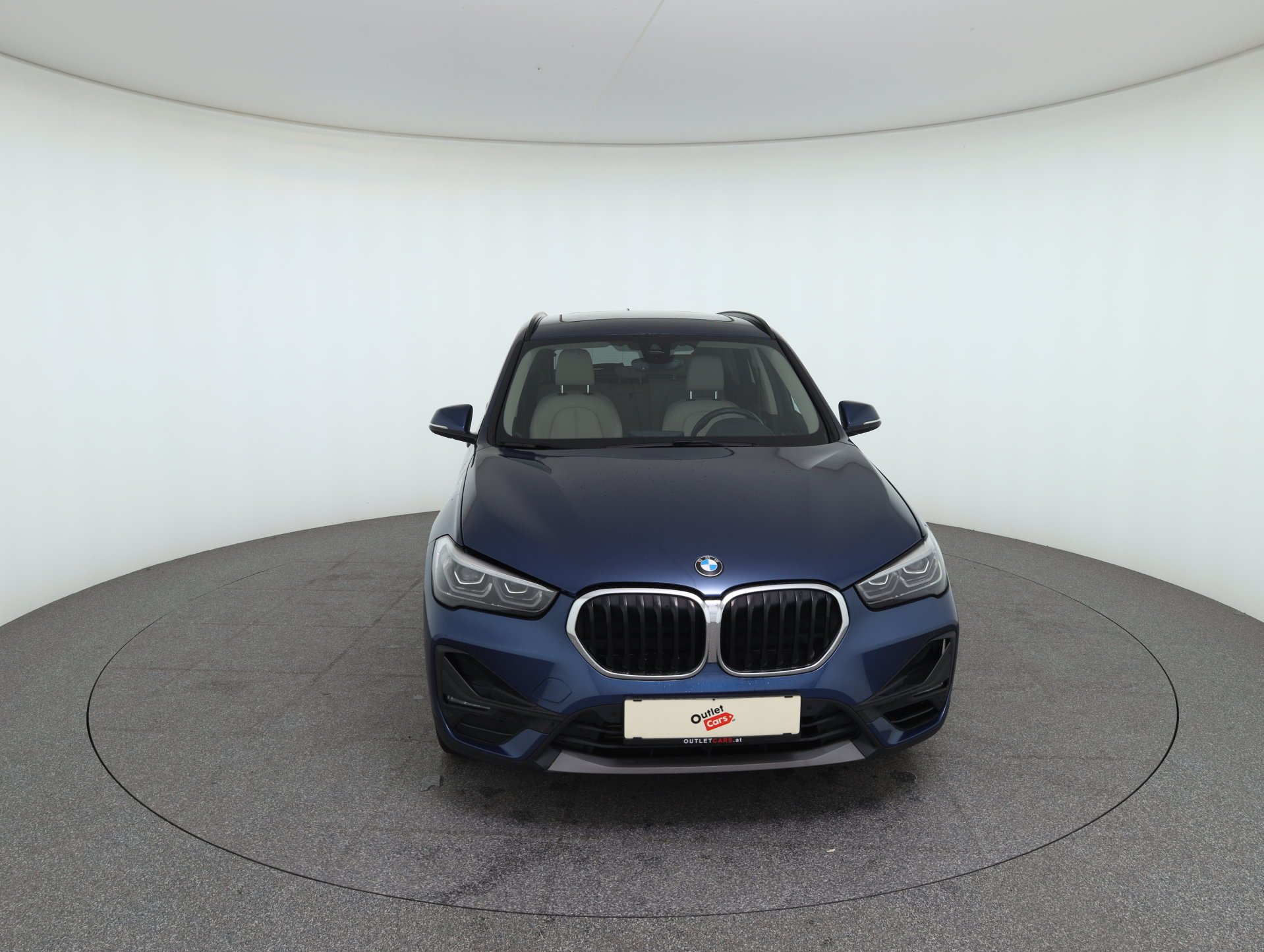 BMW X1 sDrive18i Advantage Aut. | Bild 2 von 30