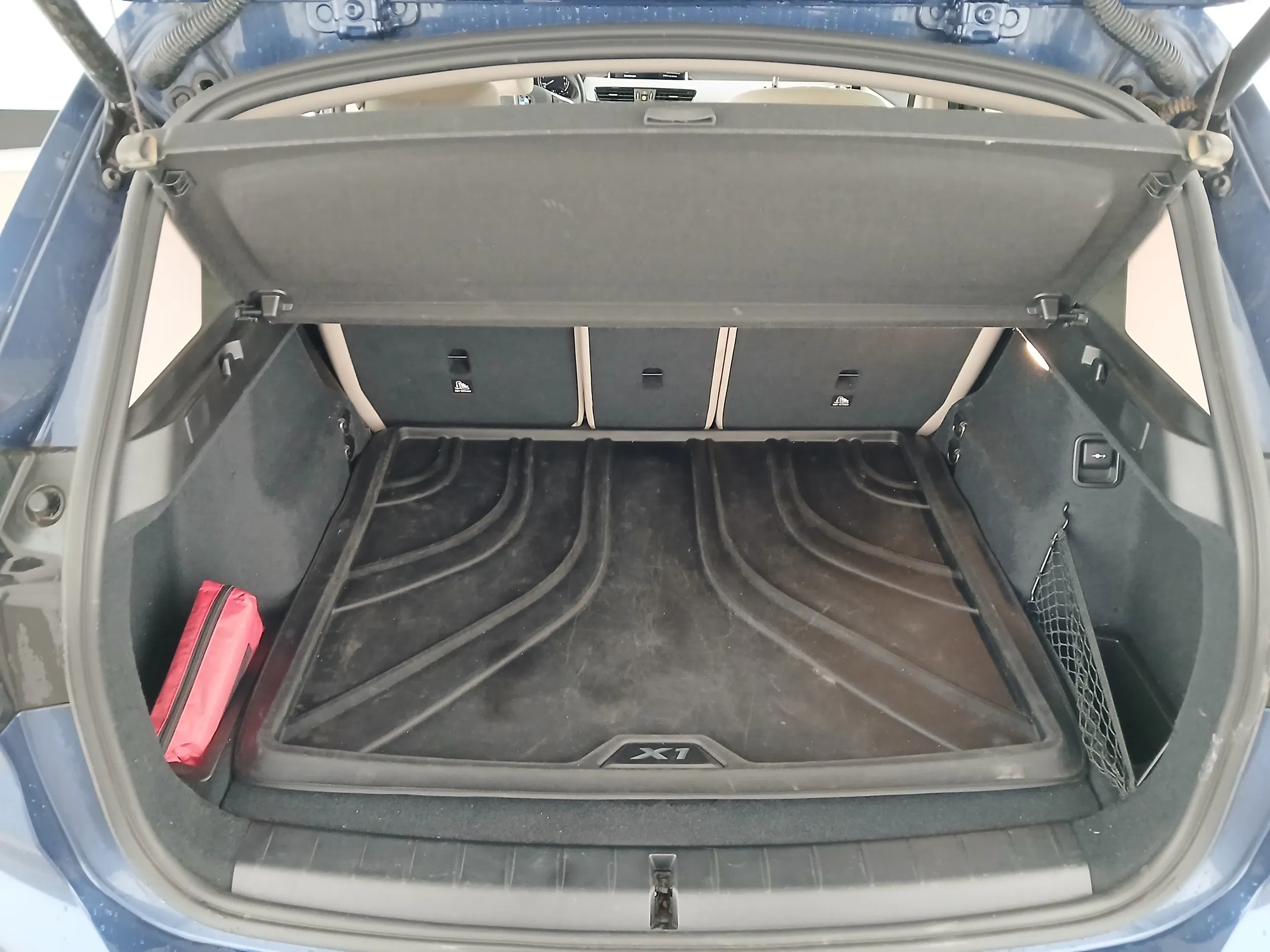 BMW X1 sDrive18i Advantage Aut. | Bild 29 von 30