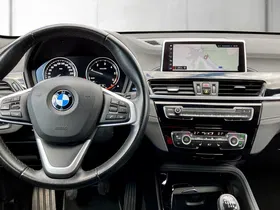 BMW X1 sDrive 16d Sport Line | Thumbnail 13 von 24