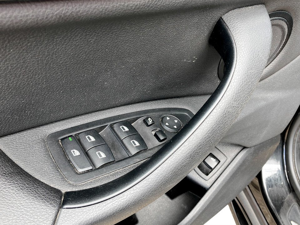 BMW X1 sDrive 16d Sport Line | Bild 9 von 24