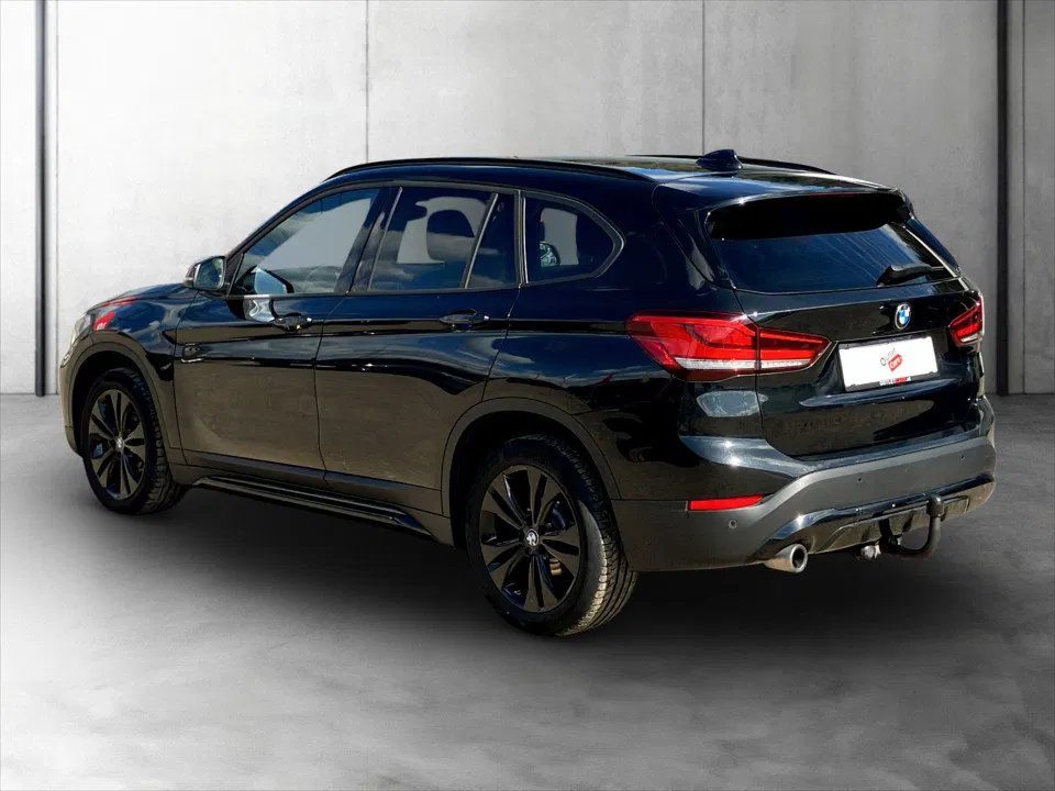 BMW X1 sDrive 16d Sport Line | Bild 4 von 24