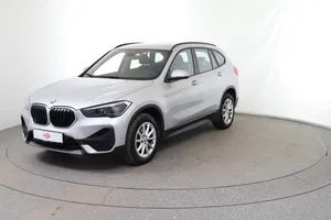 BMW X1 sDrive16d | Thumbnail 2 von 30