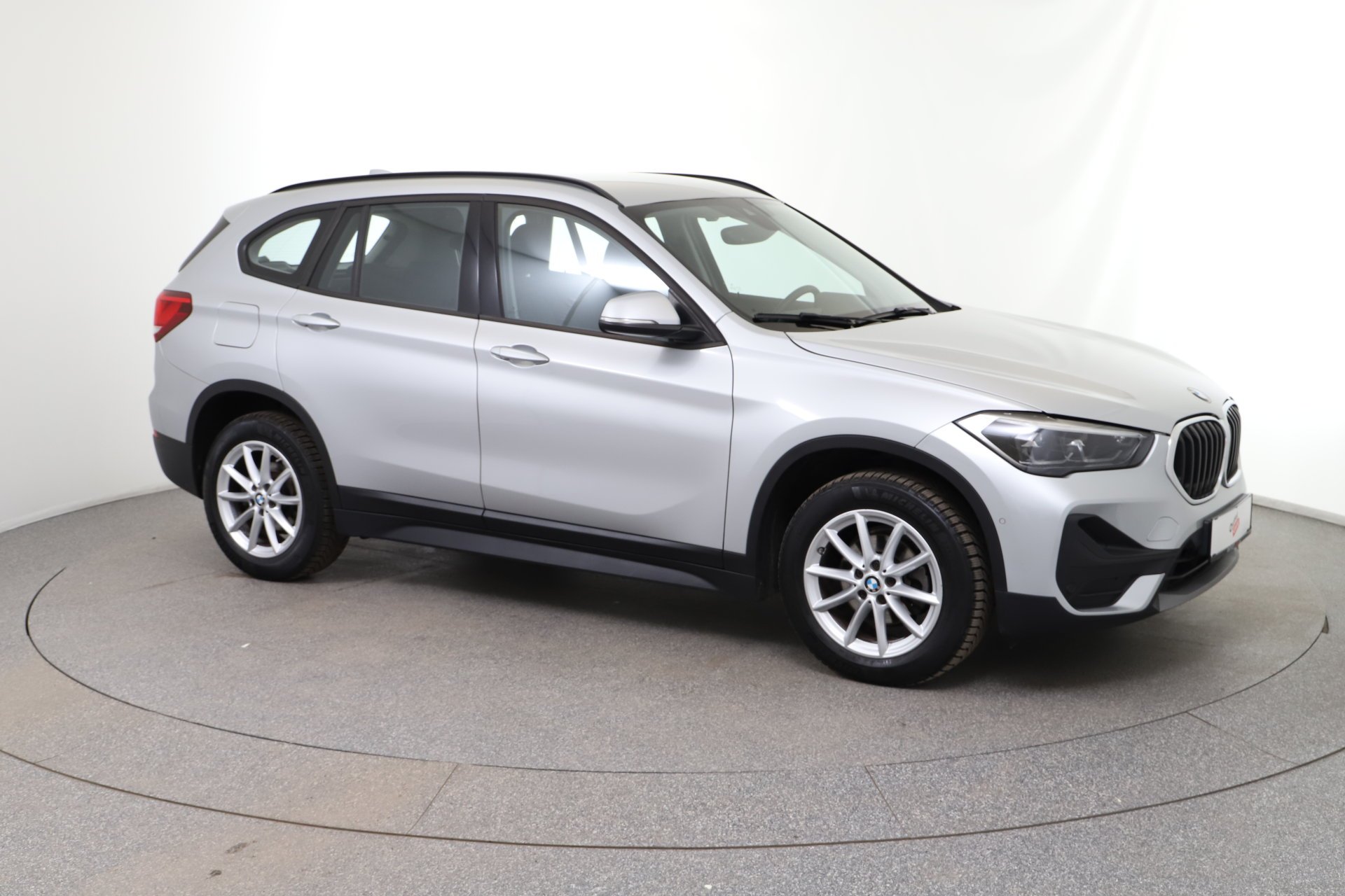 BMW X1 sDrive16d | Bild 4 von 30