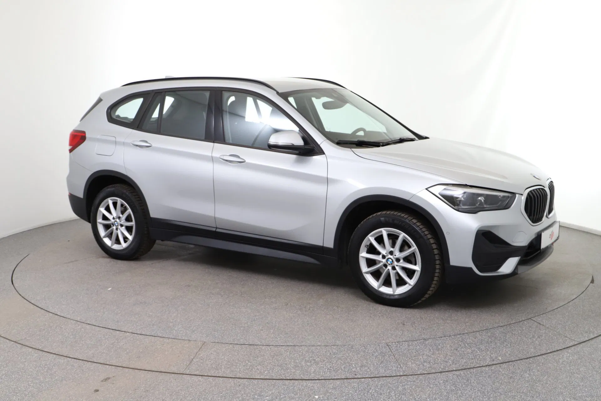 BMW X1 sDrive16d | Bild 4 von 30