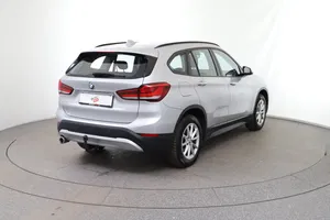 BMW X1 sDrive16d | Thumbnail 7 von 30