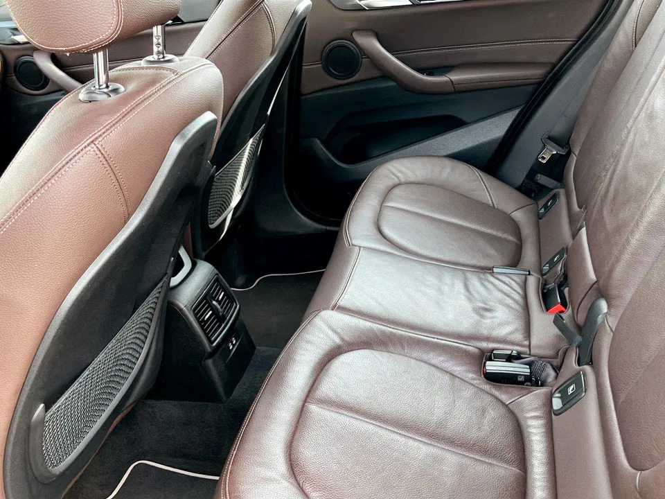 BMW X1 sDrive 16d xLine | Bild 12 von 21