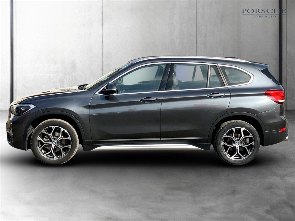 BMW X1 sDrive  16d xLine | Bild 3 von 21