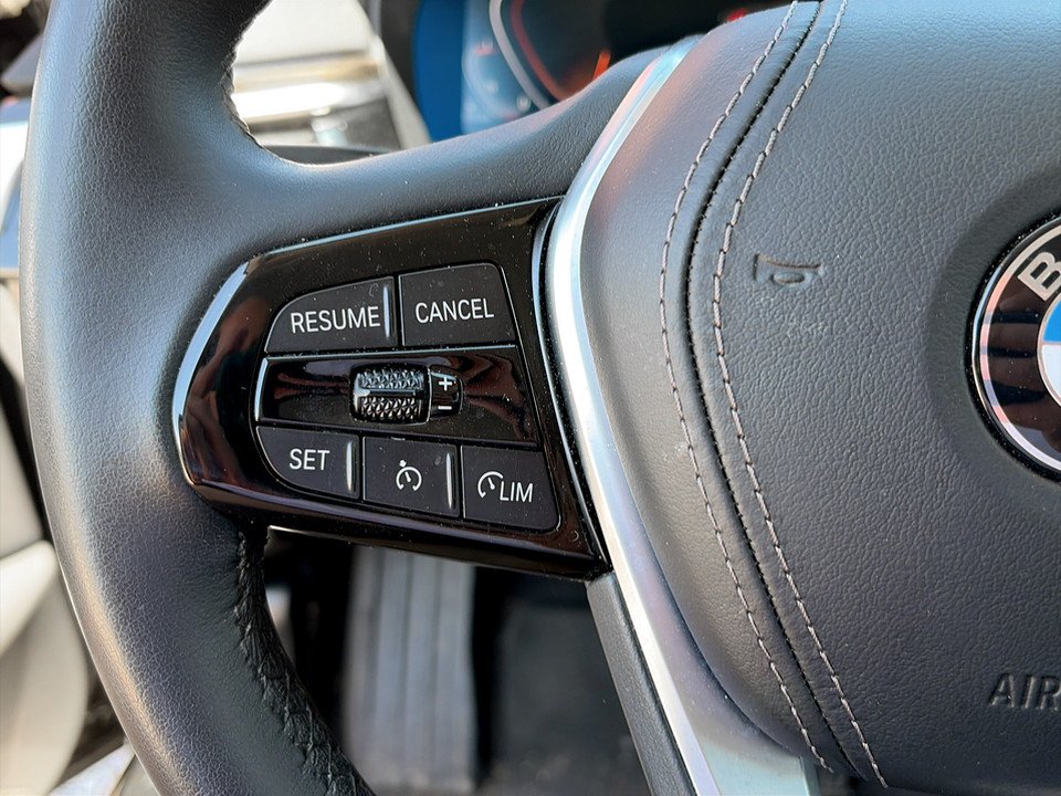 BMW 520d Touring Luxury Line | Bild 11 von 27